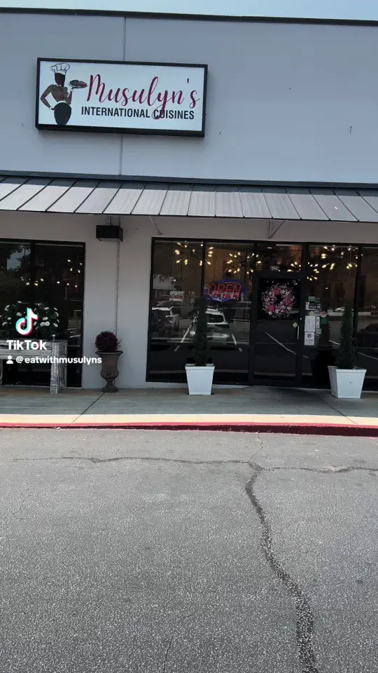 Musulyn's International Restaurant in Covington showing atmosphere, staff, small business, video by eatwithmusulyns on TikTok