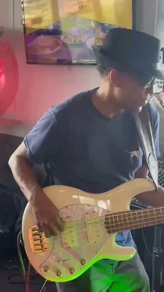 Nauti Parrot Tiki Hut North in North Fort Myers showing live music, ice-cold drinks, waterfront wind-down, video by Charles Meyers on Facebook