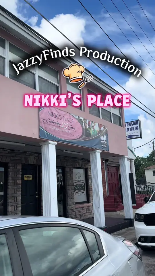 Nikki's Place in Orlando showing review, visit, food, crispy catfish, video by jasmeenby on TikTok
