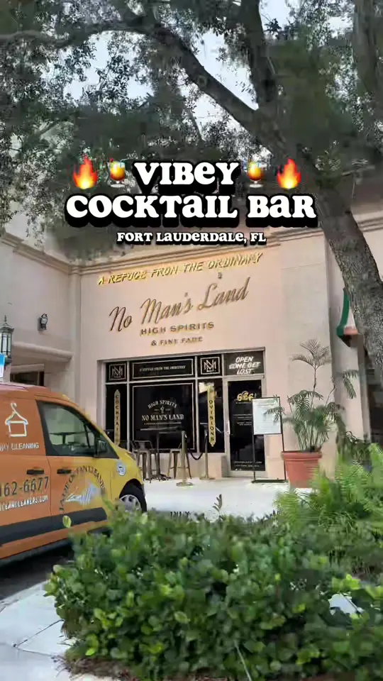 No Man's Land in Fort Lauderdale showing cocktail, shareable plates, tiki drinks, review, visit, video by oohtheplacesigo on TikTok