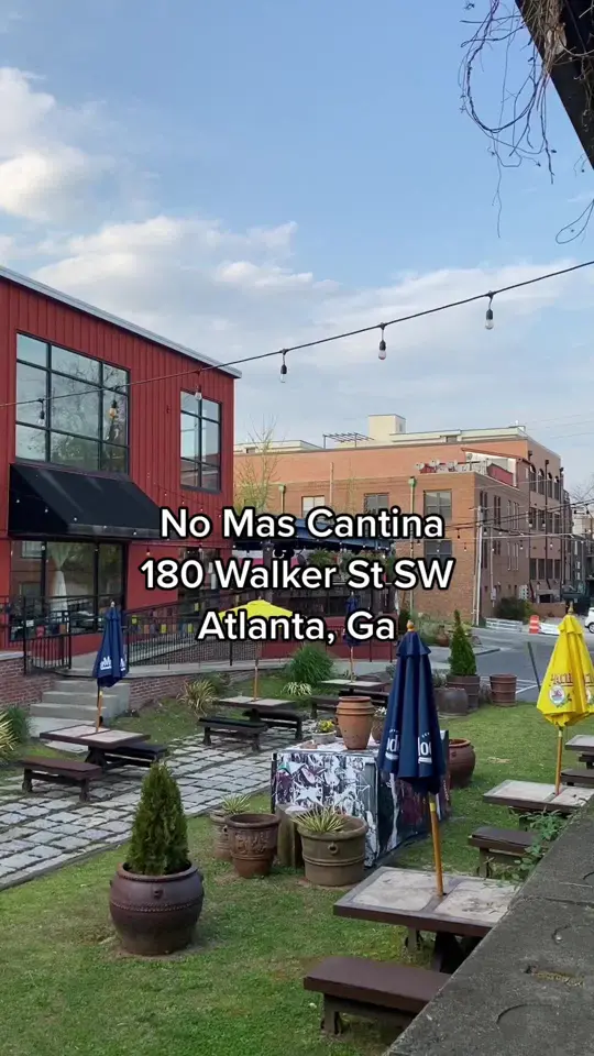 No Mas! Cantina in Atlanta showing review, patio drinks, southern hospitality, authentic food, exchange bites, atmosphere, video by aprilstok on TikTok