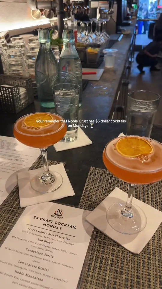 Noble Crust in St. Petersburg showing pizza, cocktail, video by saaraaha on TikTok