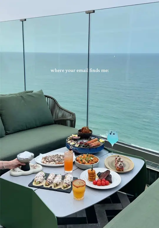 Nubé Rooftop in Fort Lauderdale showing cocktail, atmosphere, video by nuberooftop on TikTok