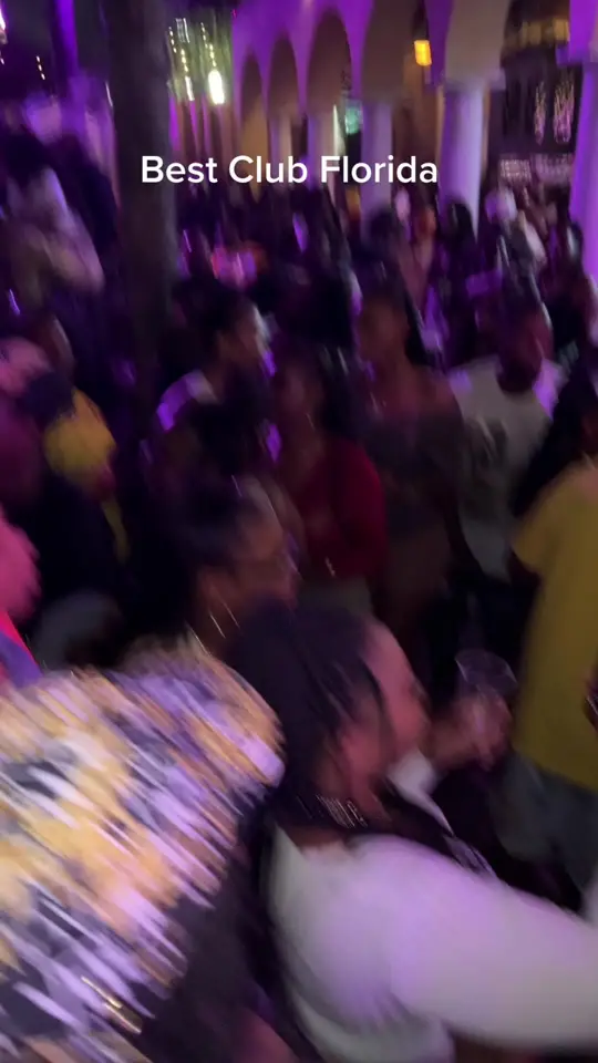 O'Shucks Karaoke Bar in Orlando showing cocktail, karaoke, video by louthegoat422 on TikTok
