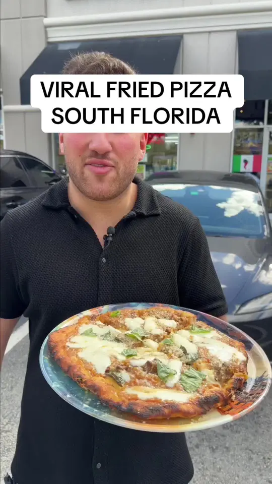 O'VESUVIO 1926 PIZZERIA NAPOLETANA in Pembroke Pines showing italian food, fried pizza, video by mikeiseating on TikTok