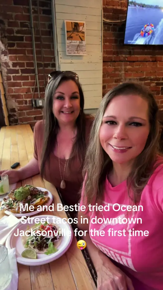 Ocean Street Tacos in Jacksonville showing review, visit, video by tammywatson439 on TikTok