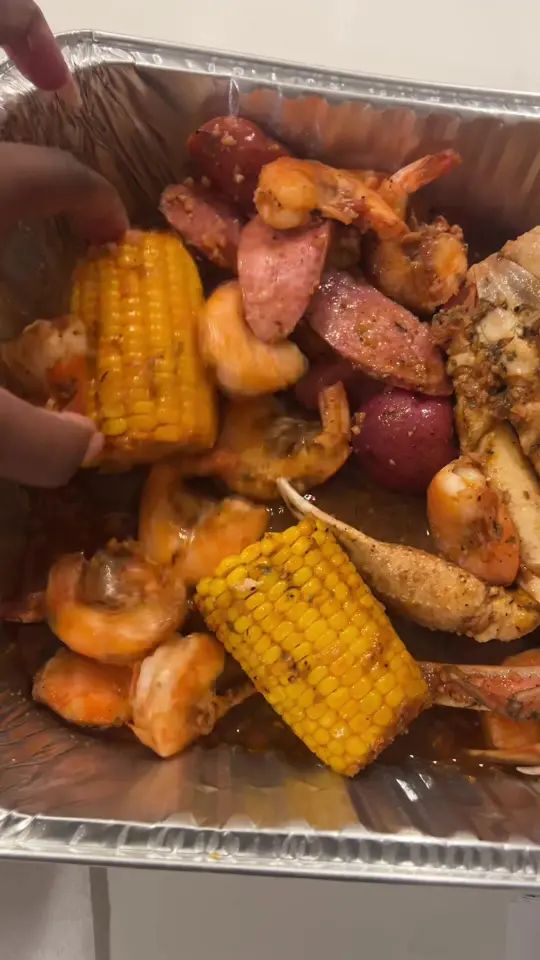 OD Crab House in Savannah showing review, visit, video by karisma_ray on TikTok