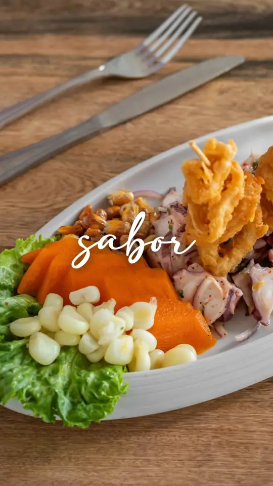  in Florida showing restaurant, atmosphere, food, video by Entretapas  Restaurant by Sr Ceviche on Facebook
