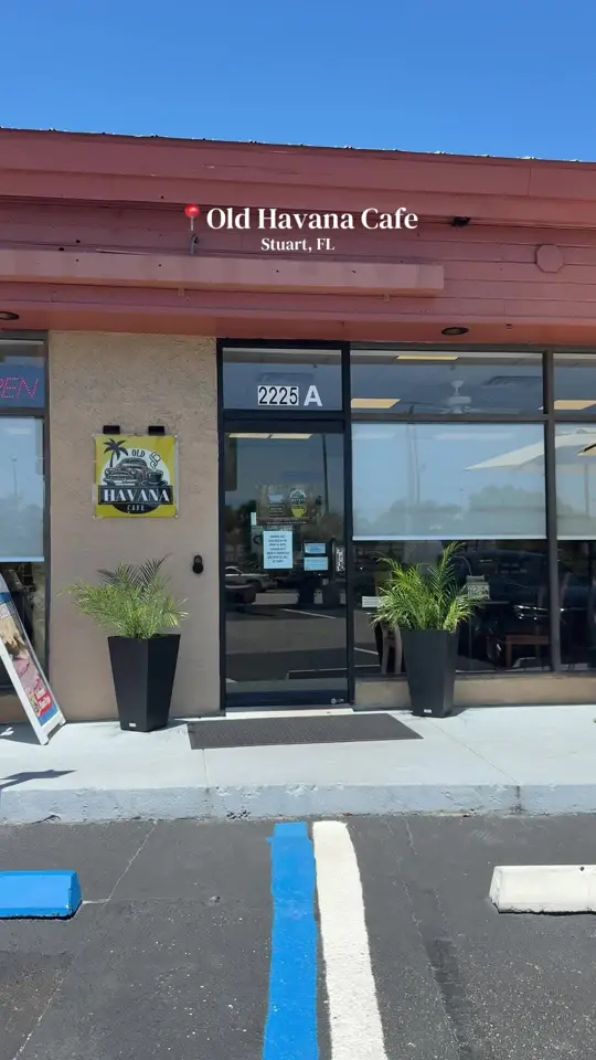 Old Havana Cafe in Stuart showing review, visit, video by itscayleesmith on TikTok