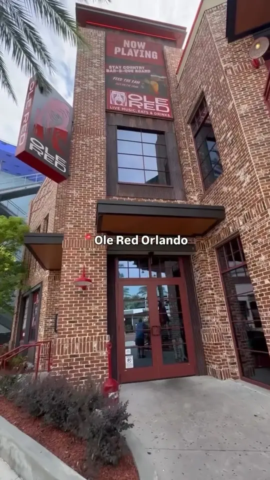 Ole Red in Orlando showing live music, atmosphere, visit, video by ICON Park on Facebook