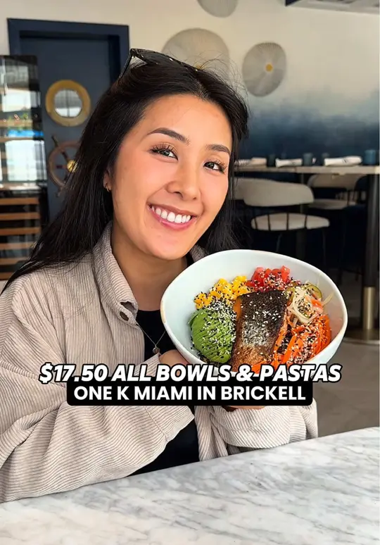  in Florida showing lunch deal, pasta, bowls, beach house vibes, outdoor terrace, live djs, video by zackaryeats on TikTok