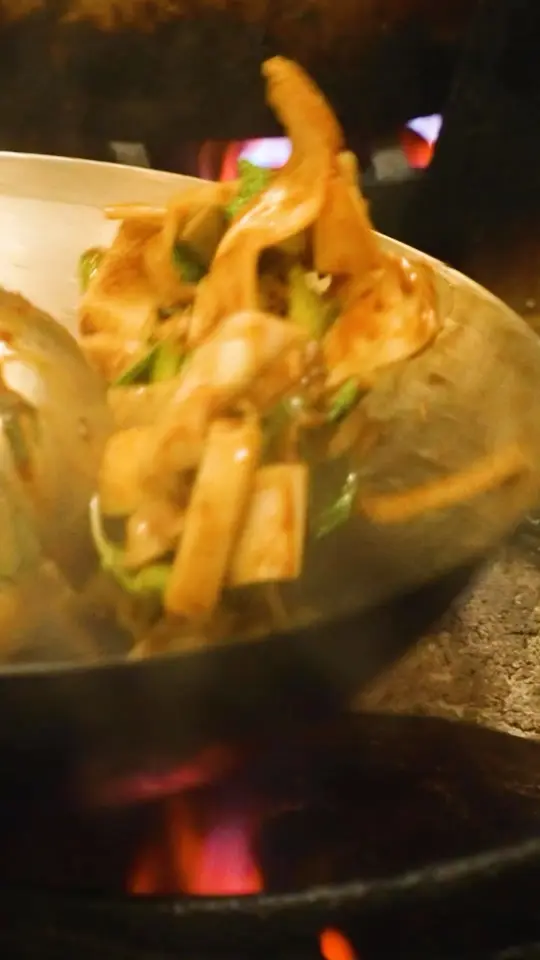 Only Thai Authentic Kitchen in Fort Lauderdale showing food, thai food, video by Only Thai Authentic Kitchen on Facebook