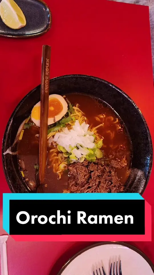 Orochi Ramen in Clermont showing vegan ramen, chicken ramen, beef ramen, lunch, dinner, video by rebekah.travels on TikTok