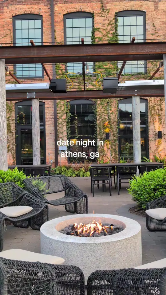 Osteria Olio in Athens showing italian restaurant, date night, video by cbwdesign on TikTok