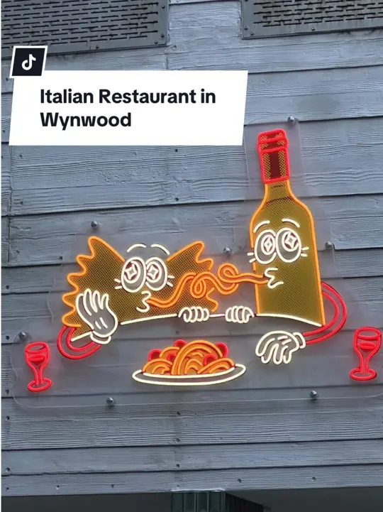 Otto & Pepe in Miami showing review, ravioli genovese, brioche bun with gelato, video by iviethefoodie on TikTok