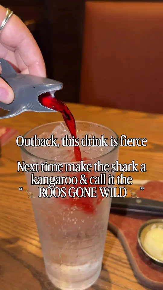 Outback Steakhouse-Jacksonville Beach in Jacksonville Beach showing cocktail, summer drink, video by melindaeats on TikTok