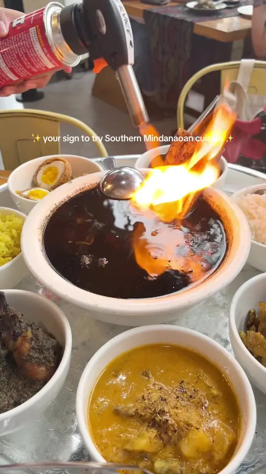 Palm Grill in Doral showing food, tiyula itum, chicken belachan, pianggang manok, beef kurma, kaliya puso, turmeric rice, beef satti, video by ulamngkapitbahay on TikTok