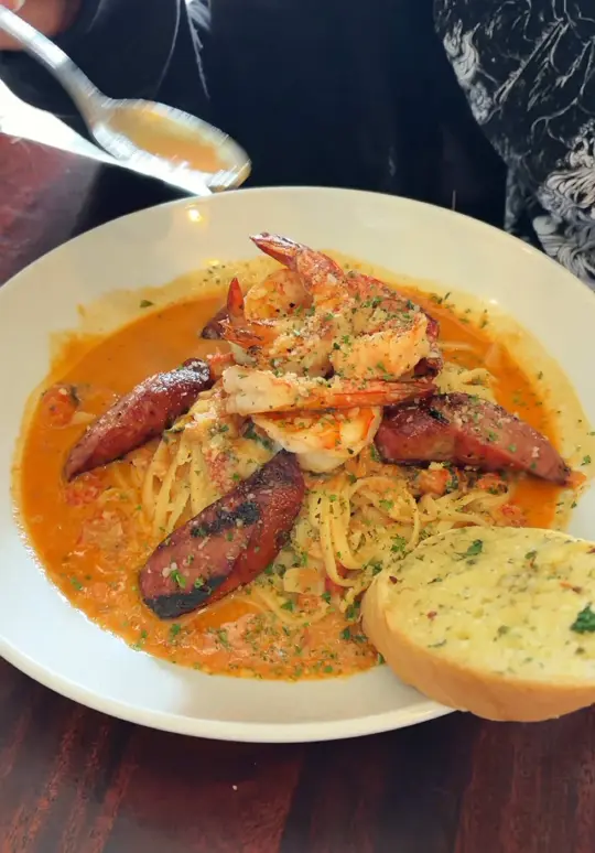 Pappadeaux Seafood Kitchen in Marietta showing late lunch, restaurant visit, video by summerreignhenning on TikTok