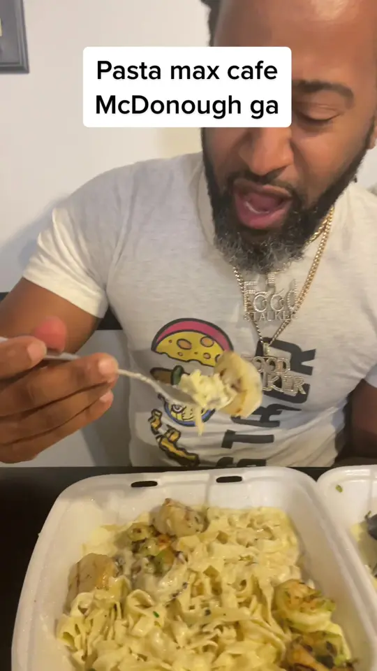 Pasta Max Cafe in McDonough showing food, scallop alfredo, shrimp alfredo, video by therealfoodstalker on TikTok