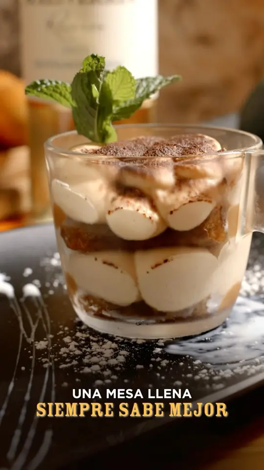 Patacon Pisao in Miami showing colombian food, desserts, dining atmosphere, video by PATACON PISAO on Facebook