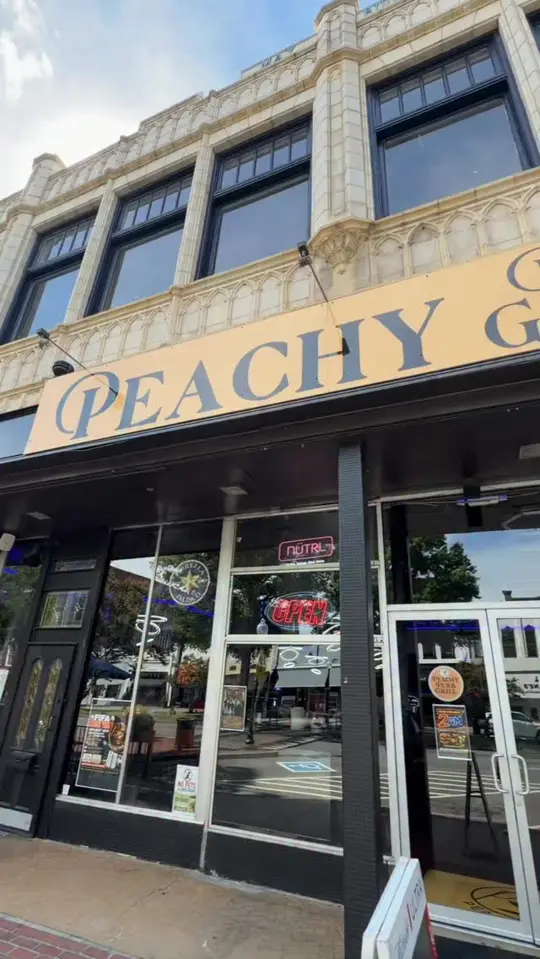 Peachy Pub & Grill in Rome showing review, visit, video by Makeithappen Bry on Facebook