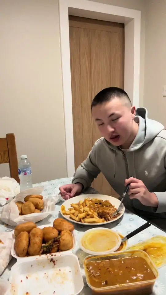 Peking House Restaurant in Savannah showing review, chinese food, video by csham13 on TikTok