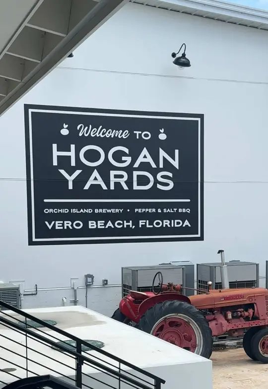 Pepper & Salt BBQ in Vero Beach showing visit, restaurant, video by jaime_shantel on TikTok