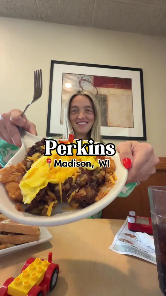 Perkins Restaurant & Bakery on TikTok, video by todaysmodernmom