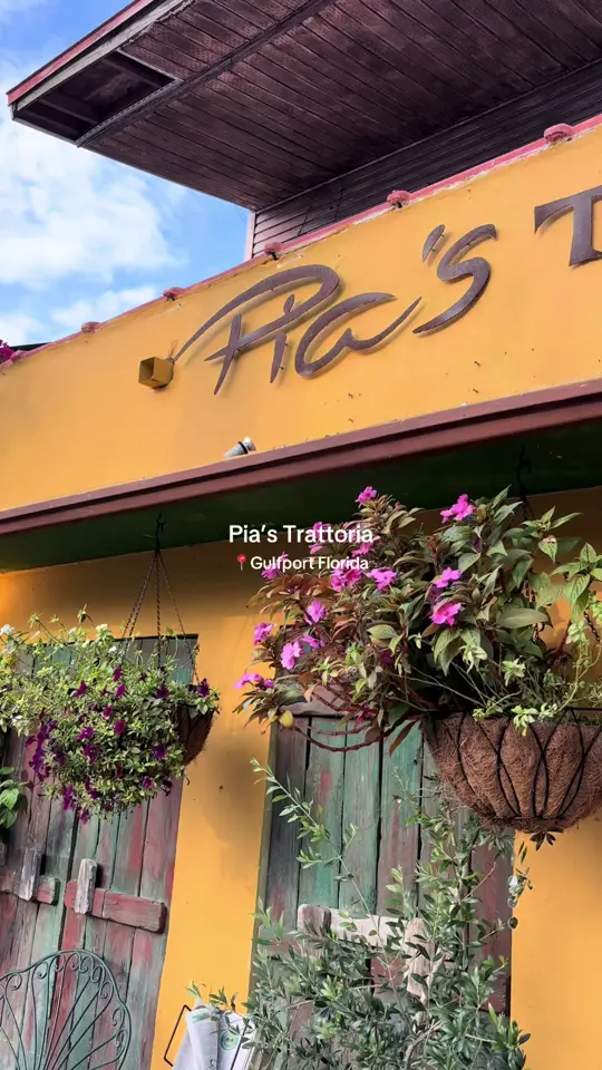 Pia's Trattoria in Gulfport showing review, visit, video by anna_kelley11 on TikTok