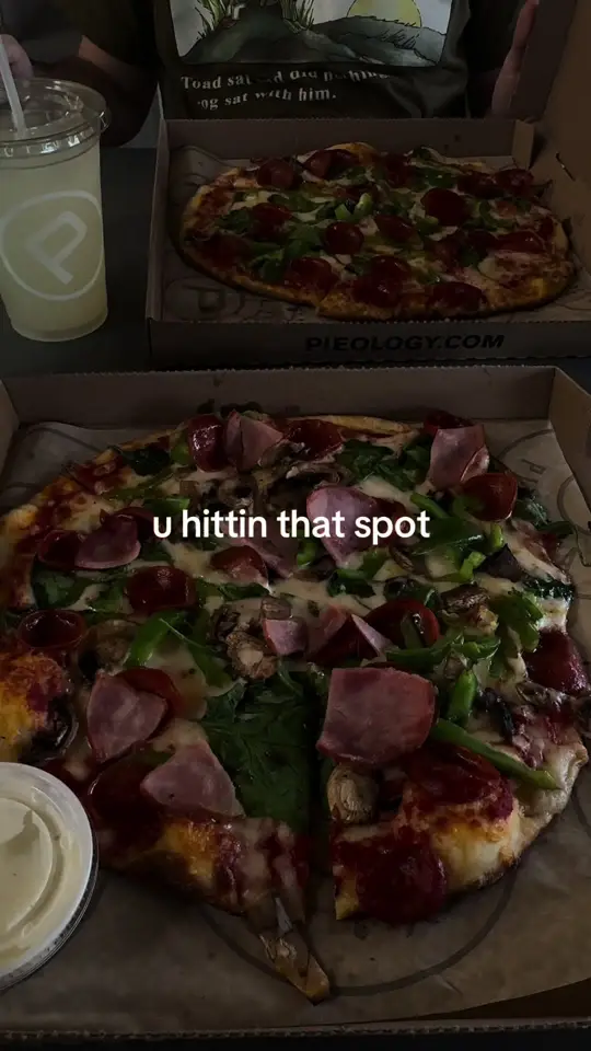Pieology Pizzeria in Miami showing pizza, video by alyssarenee.a on TikTok