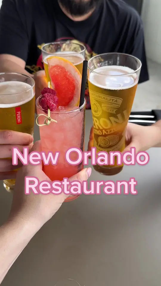 Pigzza in Orlando showing pizza, video by theorlandho on TikTok