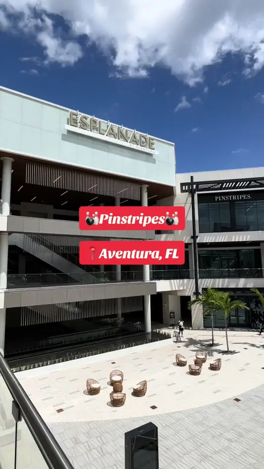 Pinstripes in Aventura showing review, visit, bowling, bocce courts, italian-american food, craft cocktails, video by youcouldcallmejess on TikTok