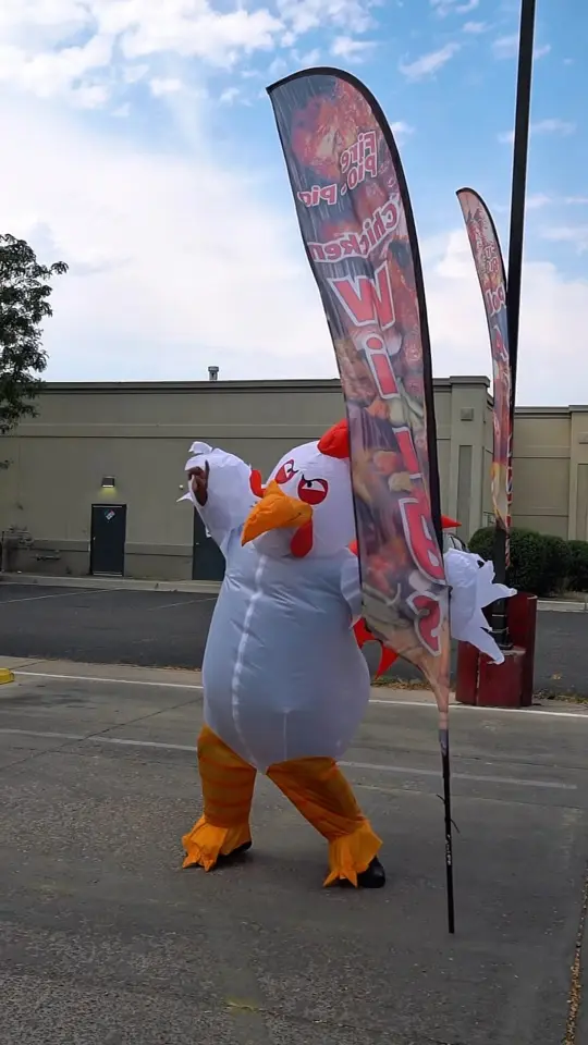 Pio Pio in Orlando showing visit, chicken, sandwich, video by Fire Pio Pio on Facebook