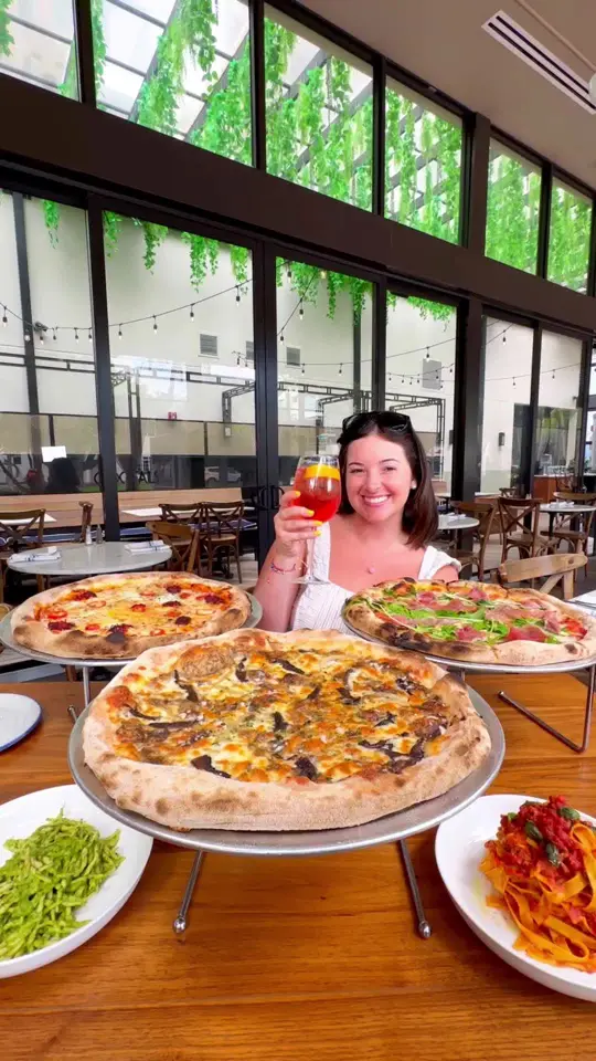 Pizza Bar Miami Beach in Miami Beach showing pizza, restaurant visit, video by treatyoselfeverywhere on TikTok