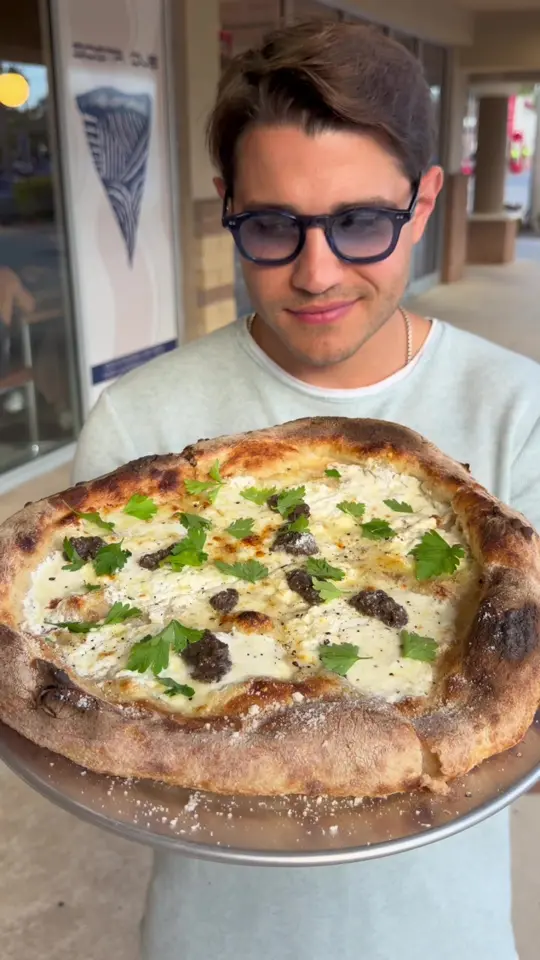 Pizza in Fort Lauderdale showing pizza, pepperoni pizza, video by alecapproved on TikTok