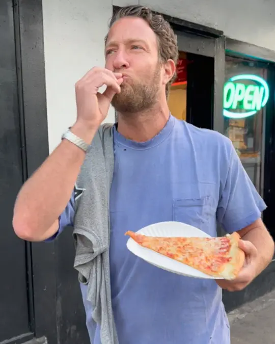 Planet Pizza in Orlando showing review, pizza, video by David Portnoy - El Presidente on Facebook