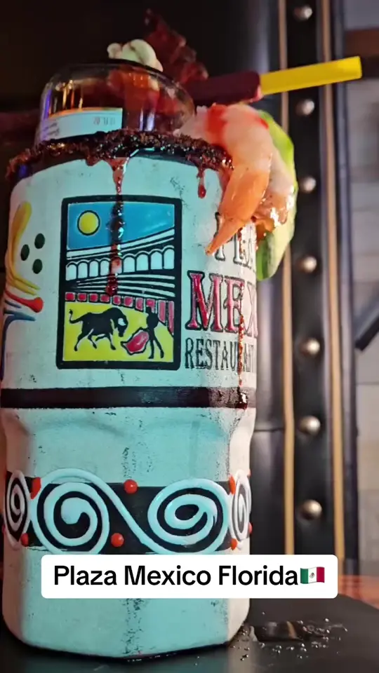 Plaza Mexico Sun City in Sun City Center showing mexican food, video by plazamexicosuncity on TikTok