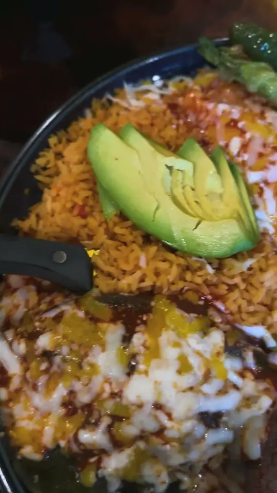 Plaza Mexico Sun City in Sun City Center showing mexican food, video by Whats In De Pot on YouTube