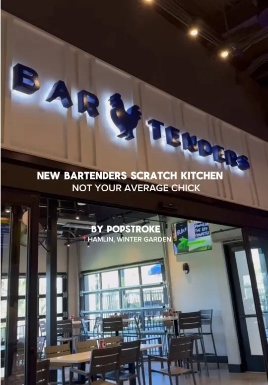 PopStroke in Orlando showing crispy chicken, craft cocktails, video by popstrokegolf on TikTok