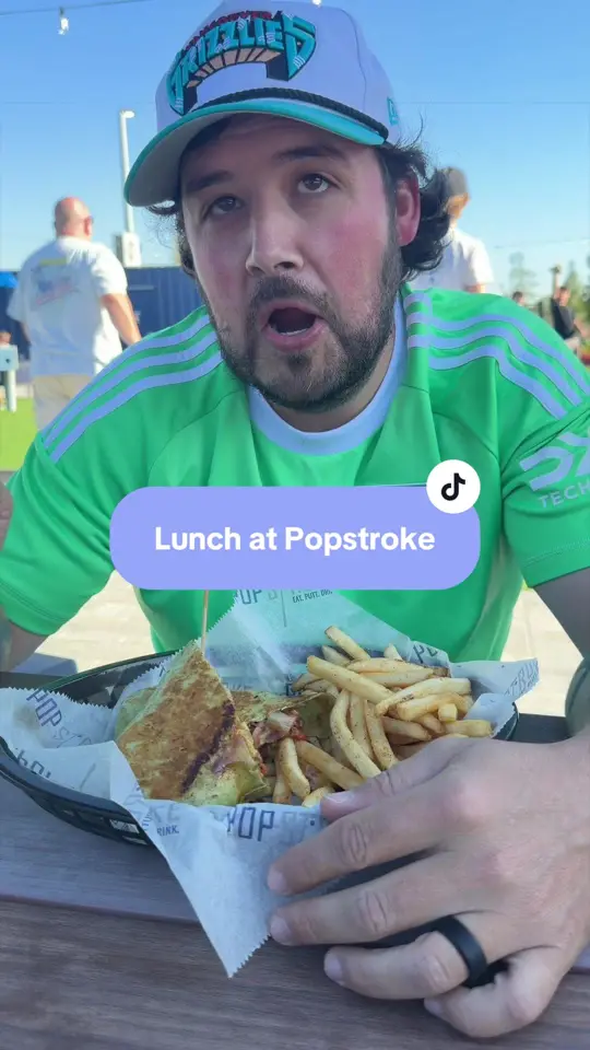 PopStroke in West Palm Beach showing food review, lunch, video by alltheandrews on TikTok