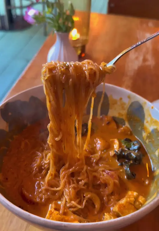 Puma Yu's in Athens showing review, thai food, video by samantha_angelie on TikTok
