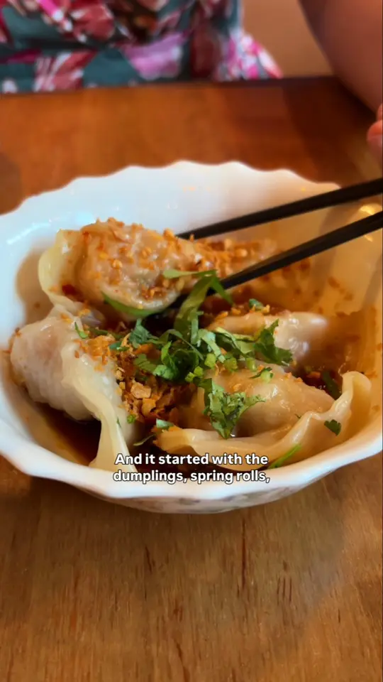 Puma Yu's in Athens showing thai fusion food, review, visit, video by Living in Athens, GA on YouTube