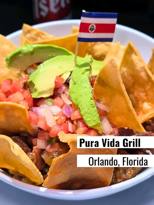 Pura Vida Grill in Winter Park showing restaurant visit, location details, menu ingredients, video by jale_a_comer on TikTok