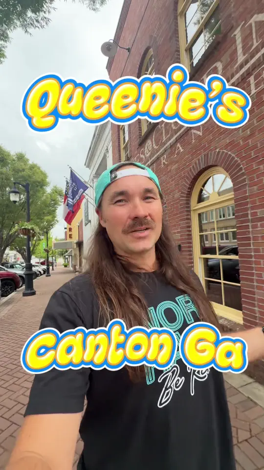 Queenies in Canton showing comfort food, craft cocktails, atmosphere, video by trailstotowns on TikTok