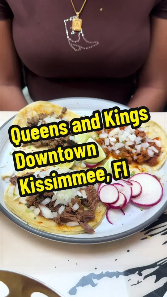 Queens & King Mexican Kitchen in Kissimmee showing restaurant, mexican food, decor, video by myfoodiewifelife on TikTok