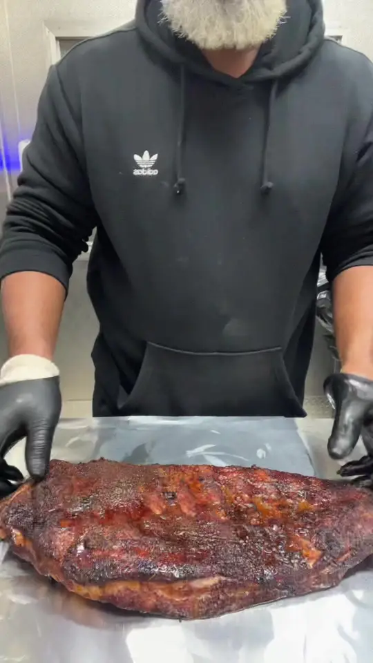 Rack City Ribz, llc in Gibsonton showing restaurant visit, ribs, brisket, oxtails, soul food, video by rackcityribz on TikTok
