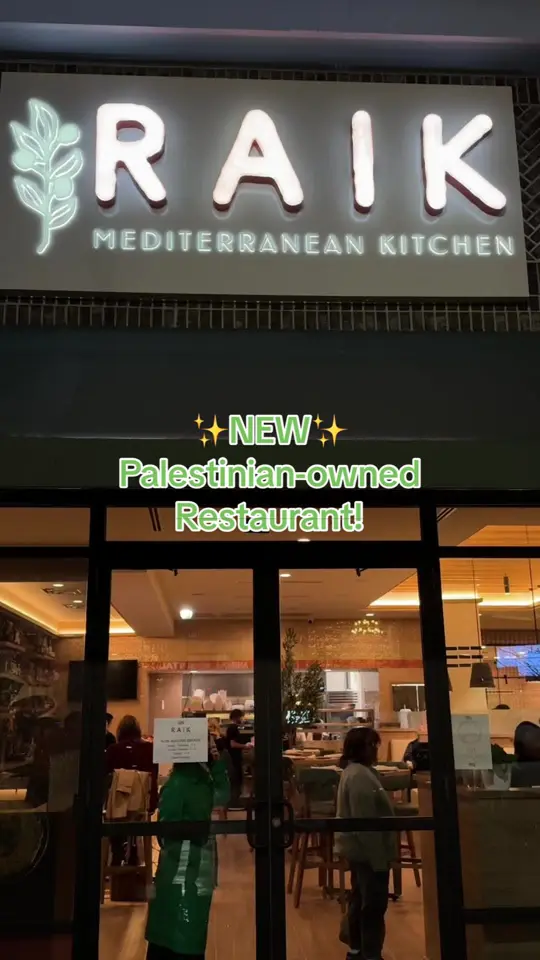 Raik Mediterranean in Suwanee showing restaurant visit, palestinian food, mediterranean food, video by noordoingthings on TikTok