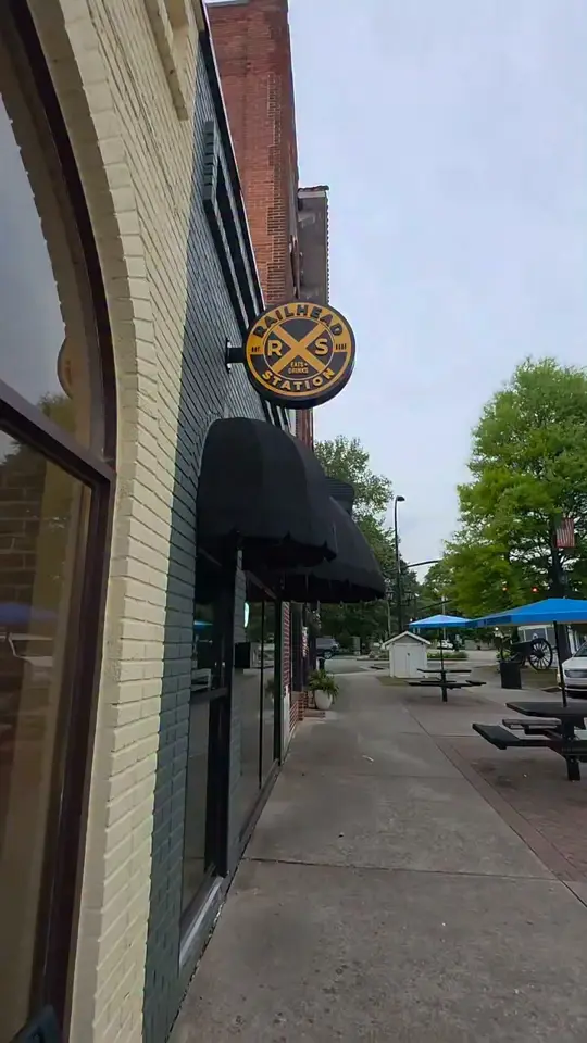 Railhead Station in Chickamauga showing dinner, charlie's choice, smoky chicken garlic parm pasta bowls, steakhouse potato salad, cherry cheesecake, video by Discover Our World on Facebook