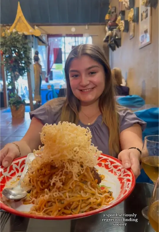 Reangthai Thai Restaurant in Tallahassee showing review, special pork pad thai, drunken noodles, strawberry milk boba w/ house-made tapioca, cheesecake topped with homemade thai tea ice cream, video by sofia.savors on TikTok