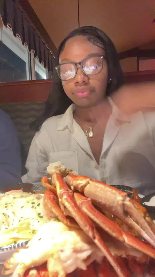 Red Lobster on TikTok, video by allhailqueenreva_